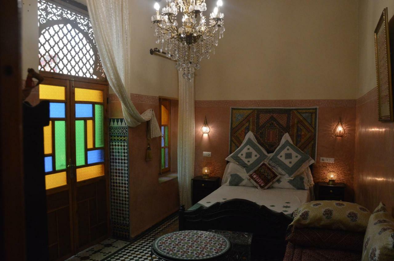 Riad Oumkaltoum 非斯 外观 照片